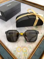 عینک آفتابی زنانه و مردانه پرادا مدل PRADA SPR 07WS