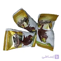 خرما شکلاتی با مغز پسته