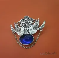 سنجاق سینه نقره طرح مدهوش کد ۱۰۲۲۵۱