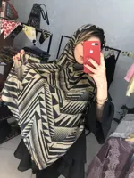شال بهاری منگوله دار