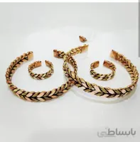 نیم ست (دستبند و انگشتر) مسی بافت تراش خورده کد ۱۰۱۸۵۴