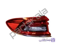چراغ خطر روی‌گلگیر چپ آزرا ۲۰۱۸