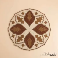 رومیزی منجوق دوزی کرم مدل هشت ضلعی