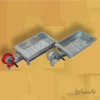 منقل ذغالی فن دار دستی ا *دارای فن ایرانی درجه یک * هوادهی مناسب فن *دارای سینی تخلیه خاکستر *درای سوراخ های پرسی در کف جهت هوادهی * ساخته شده از ورق گالوانیزه ضد زنگ * مقاوم در برابر حرارت و تابندگی