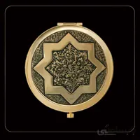 آینه جیبی طلایی قلمزنی برنجی طرح گل و مرغ و هندسه نقوش ختایی با بسته بندی نفیس کد ۱۰۱۹۵۲