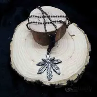 گردنبند طرح ماریجوانا کد gr01