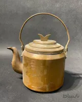 کتری مسی ارتفاع تا دسته ۲۵ سانت مناسب برای چهار الی شش نفر وزن ۷۵۰ گرم جوندار