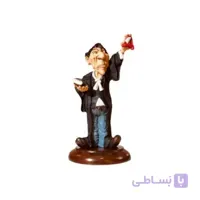 مجسمه طنز شخصیت آقای وکیل