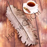 پر سوزنی نقره ای