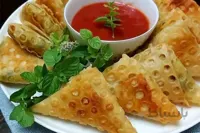 سمبوسه بسته ۱۰ عددی- ارسال فقط برای تهران