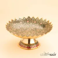 شیرینی خوری برنجی میناکاری پایه دار مدل گل ریز ستاره