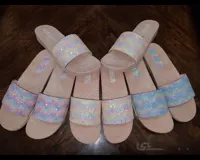 دمپایی زنانه رنگارنگ