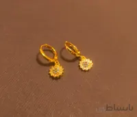 گوشواره گل
