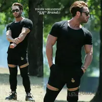 ست تیشرت آستین کوتاه و شلوار اسلش مردانه اسپرت طرح زیپدار رنگ مشکی ا Men's short sleeve T-shirt and sport slash pants with black zipper design