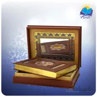 قرآن نفیس کاغذ عطری وزیری جعبه باز شو چرم آینه دار با جعبه MDF هدیه(كد125)
