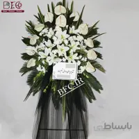 سبد گل پایه دار