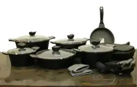سرویس قابلمه 16 پارچه مشکی مدل لاین یونیک UN-7720