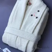 حوله تن پوش کلاهدار زنانه
