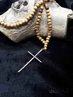 گردنبند صلیب مدل بند مهره چوبی کد2