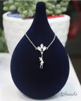 گردنبند دختر با بادکنک