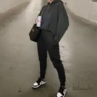 ست زنانه کد 151 هودی و شلوار طرح ساده جنس دورس ضخیم رنگ مشکی