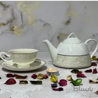 قوری شکس مدل هرمی کد 2500 حاشیه کرم