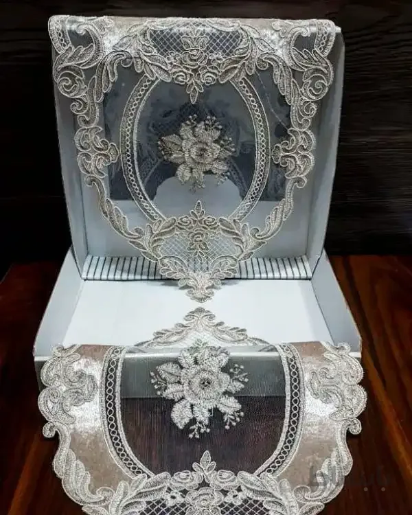 رومیزی ۳ تیکه دانتل ترک گل رز