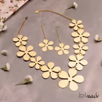 نیم ست گوشواره گردنبند برنجی