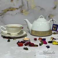 قوری شکس مدل هرمی کد 2400 ورساچ طلایی