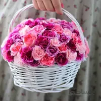 سبد گل میخک مینیاتوری و رز