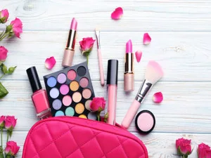 آرایشی نیلی بیوتی