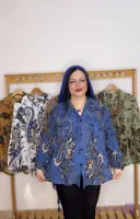 شومیز مانتو از جنس کراش طرح دار