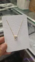 گردنبند تک نگین مربع سفید