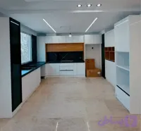 کابینت در۴قسط.هایگلاس سفید وام دی اف بلوط کد۵۷۵