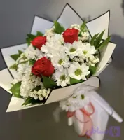 دسته گل رز هلندی و داوودی