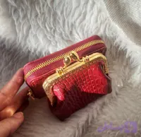 جاکارتی آکاردئونی و دهانه فلزی چرم طبیعی
