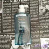ژل شستشو و پاک کننده پوست کلیننس اون مدل پمپی Avene Cleanance