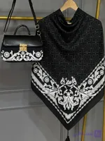 ست کیف و روسری زنانه طرح جدید روشا مشکی طوسی روسری زنانه طوسی کیفیت عالی کد mo1047