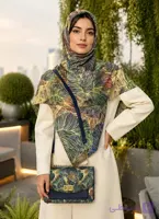 ست کیف و روسری زنانه طرح جدید لوتوس سبز روسری زنانه سبز کیفیت عالی کد mo1070