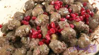 زیتون پرورده (1کیلویی)خانگی شمالی بامغزگردو واقعی بدون باقالاوزیتون درجه یک تهیه شده ازمواد تازه خصوصا گردوی اعلاء این زیتون پرورده دربازار عمومی هرگز پیدا نخواهید کرد ویژه وهنر دستان بانوان گیلانی میباشد