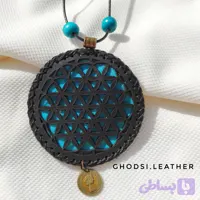 گردنبند کیف حرز و دعا چرم طبیعی گاوی طرح گل زندگی دست دوز