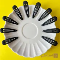 یک جفت گیره تق تقی مشکی مات مثلثی پینترستی مینیمال