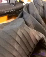 شال مشکی راهراه