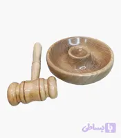 گردوشکن چوبی از چوب گردو به همراه چکش