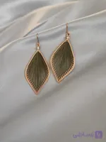 گوشواره آویز اشکی با دیزاین نخ ابریشم سبز یشمی