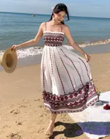 پیراهن ساحلی - جومتو