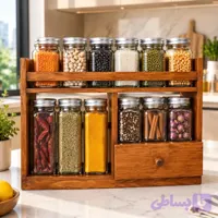 استند ادویه و نظم‌دهنده چوبی دو طبقه به همراه ۱۲ عدد بانکه شیشه‌ای طرح کتیبه | هنر دست