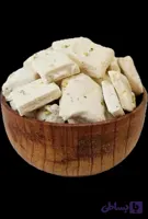 بستنی خشک زعفرانی خامه ای پسته ای