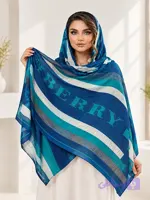شال نخی ریچموندطرح باربری حروف‌دار و اسپرت‌کاراشیک