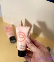 کرم صورت رنگدانه دار باعصاره هلو